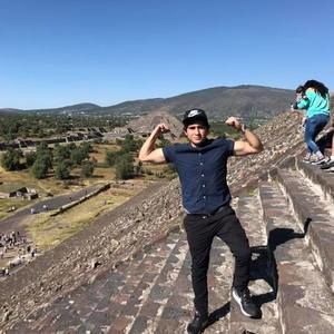 Meet your Posher, Mario